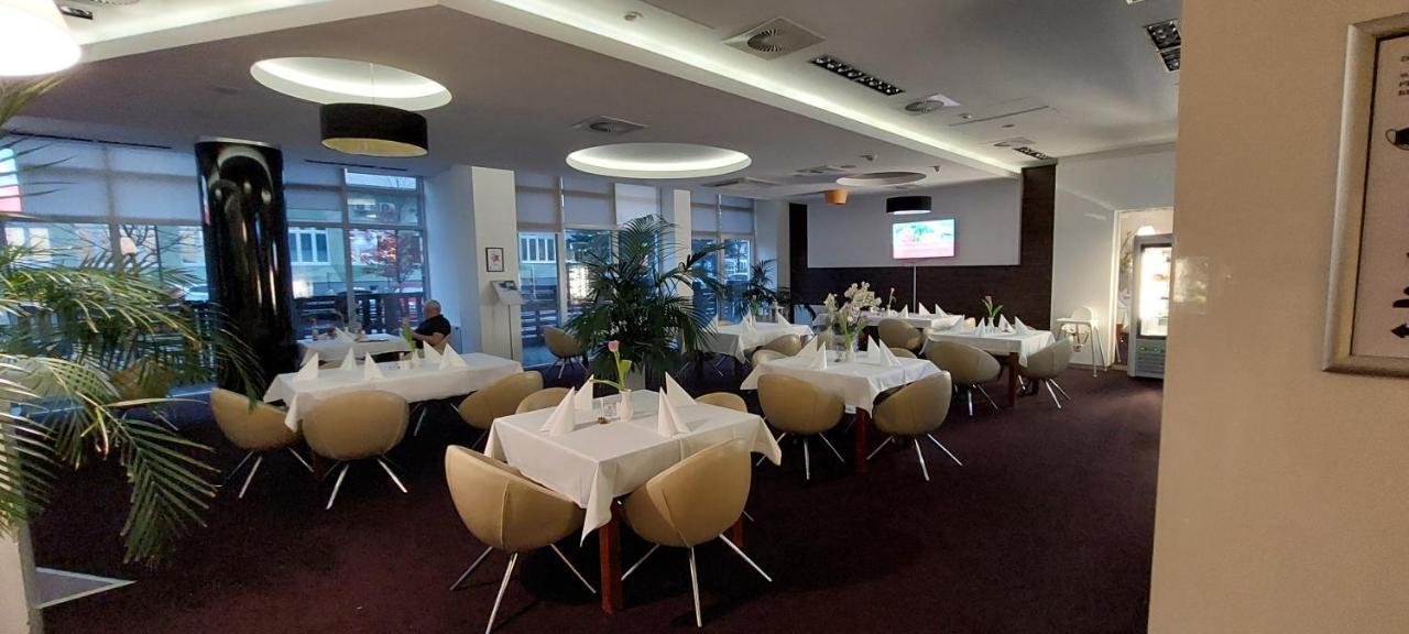 Apartament Prywatny 242 Z Aneksem Kuchennym W Hotelu Diva Kołobrzeg Exteriör bild